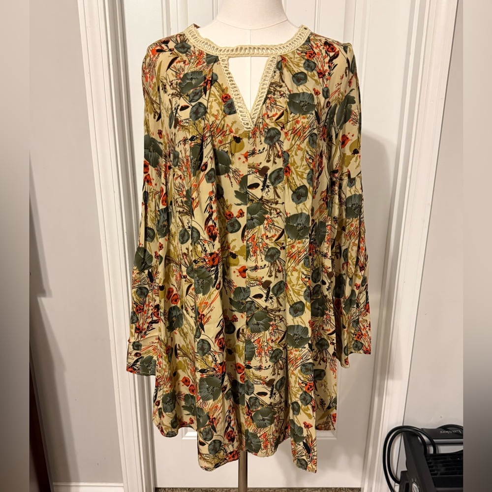 Umgee Multicolor Floral Tunic Top with Bell Sleeves
